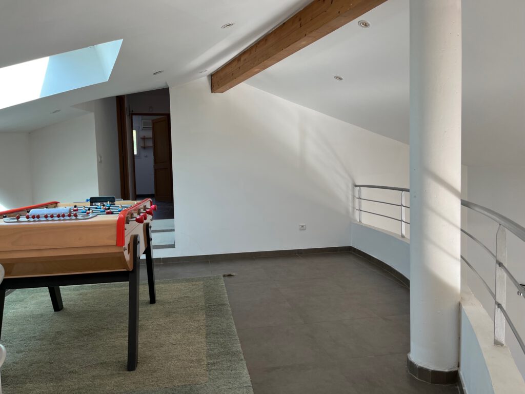 mezzanine