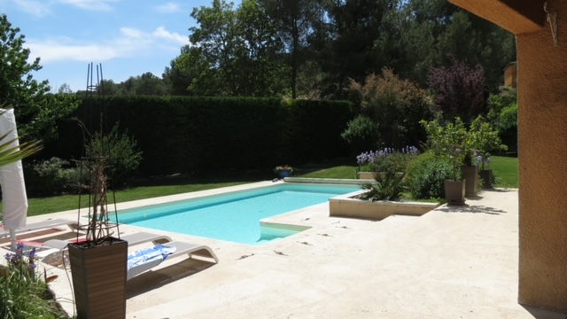 piscine depuis la terasse